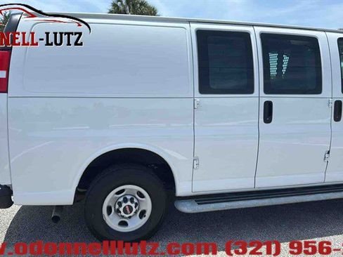 Used 2024 GMC Savana 2500 w/ Driver Convenience Package RWD image 8