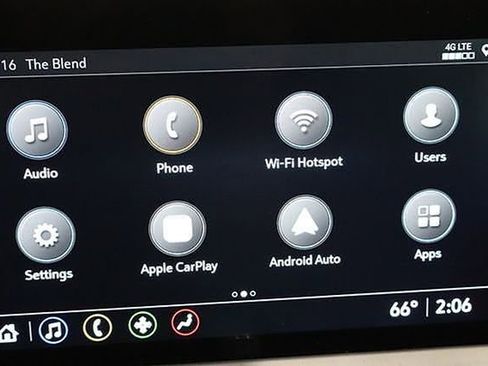 Used 2023 Chevrolet Blazer LT image 29