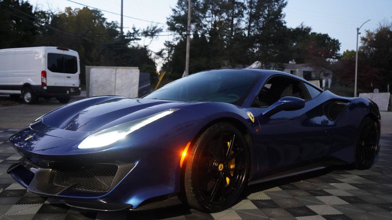 Used 2018 Ferrari 488 GTB RWD image 51