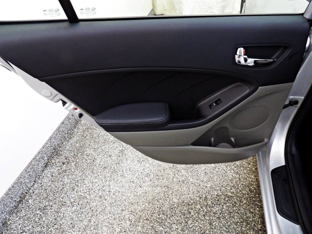 Used 2016 Kia Forte LX w/ LX Popular Package FWD image 9