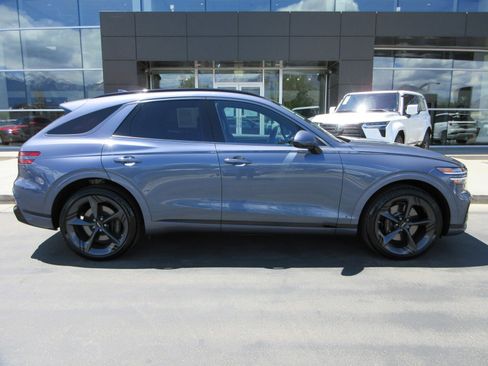 Used 2026 Genesis GV70 3.5T Sport Prestige AWD/4WD image 12