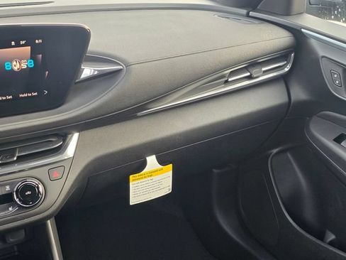 New 2026 Buick Envista Preferred w/ Convenience I Package FWD image 16