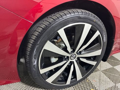 Used 2020 Nissan Altima 2.5 SR image 4