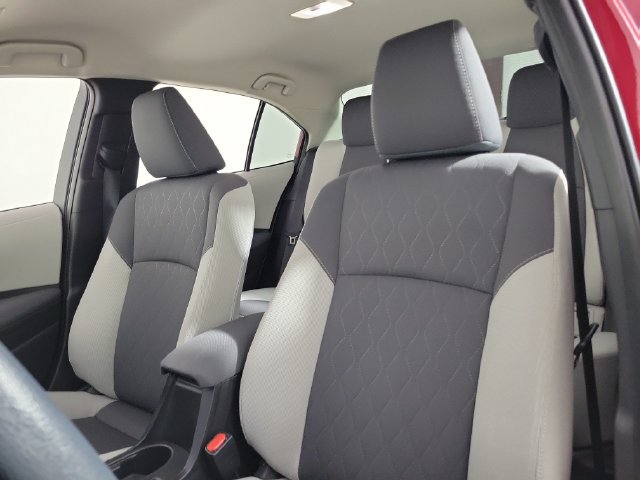 Used 2025 Toyota Corolla LE FWD image 20