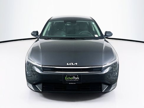 Used 2025 Kia K4 FWD image 2