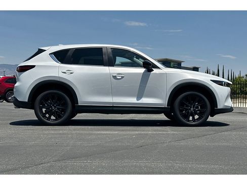 New 2025 MAZDA CX-5 Carbon Edition image 4