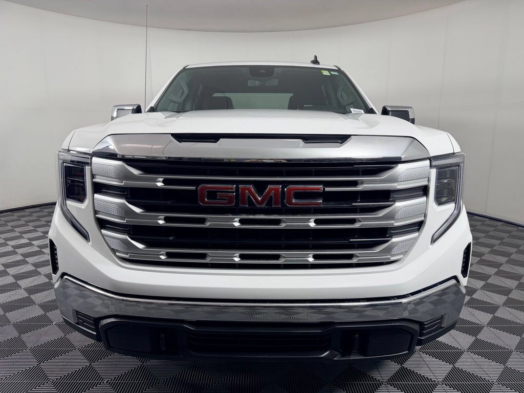 Used 2026 GMC Sierra 1500 SLE AWD/4WD image 3