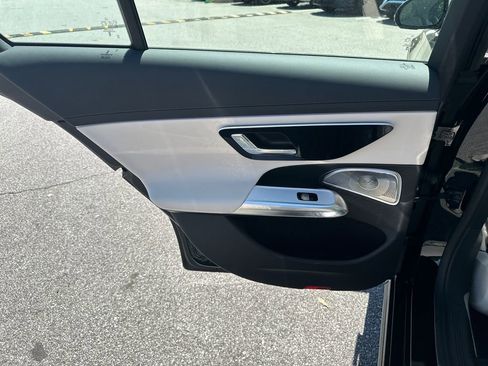 New 2026 Mercedes-Benz E 350 4MATIC Sedan image 24