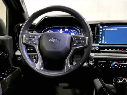 Used 2023 Chevrolet Silverado 1500 ZR2 w/ Technology Package image 4