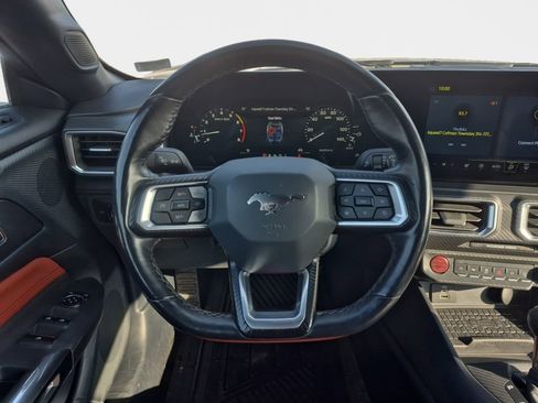Used 2024 Ford Mustang Premium image 11