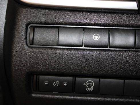 Used 2023 Nissan Rogue SV image 45