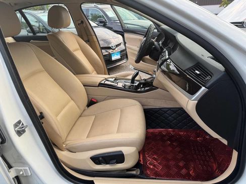 Used 2014 BMW 535d xDrive image 30
