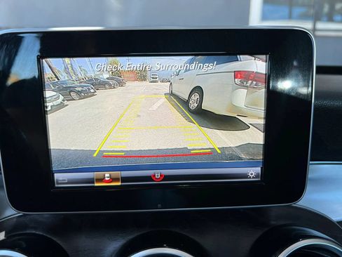 Used 2018 Mercedes-Benz C 300 Sedan image 22