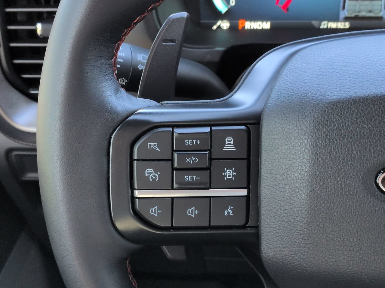 Used 2025 Ford F150 Raptor AWD/4WD image 27
