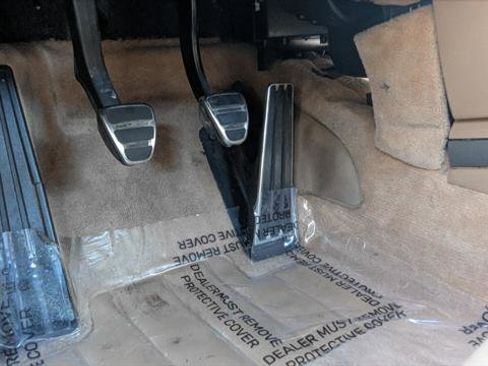 Used 2007 Porsche Boxster RWD image 35
