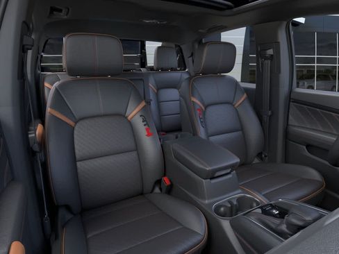 New 2026 GMC Canyon AT4 w/ Nightfall Edition AWD/4WD image 16