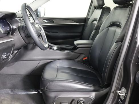 Used 2022 Jeep Grand Cherokee Limited AWD/4WD image 14