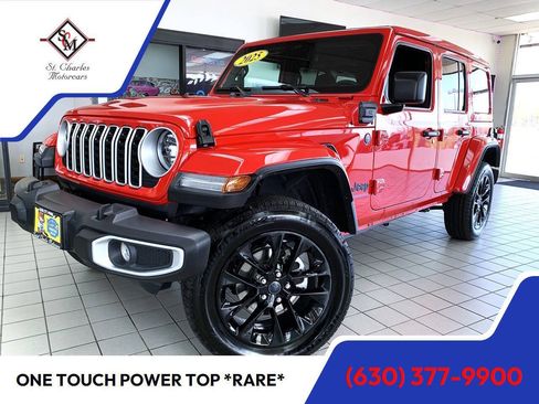 Used 2025 Jeep Wrangler Unlimited Sahara w/ Safety Group AWD/4WD image 1