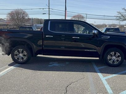 Used 2025 GMC Sierra 1500 SLT