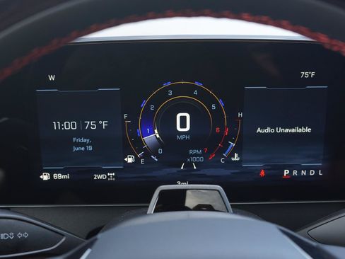 New 2026 Chevrolet Traverse RS AWD/4WD image 18