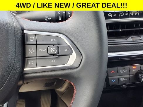 Used 2026 Jeep Compass Trailhawk AWD/4WD image 19