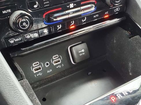 Used 2021 Jeep Grand Cherokee L Laredo w/ Luxury Tech Group I image 22