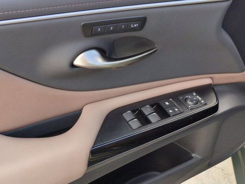 Used 2025 Lexus ES 350 350 image 15