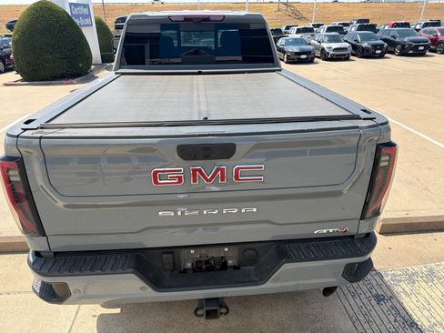 Used 2024 GMC Sierra 2500 AT4 w/ AT4 Premium Plus Package AWD/4WD image 30
