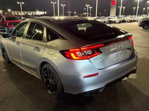 Used 2023 Honda Civic Sport image 8
