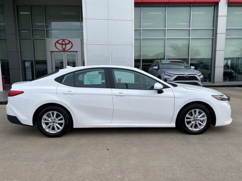 Certified 2025 Toyota Camry LE image 2