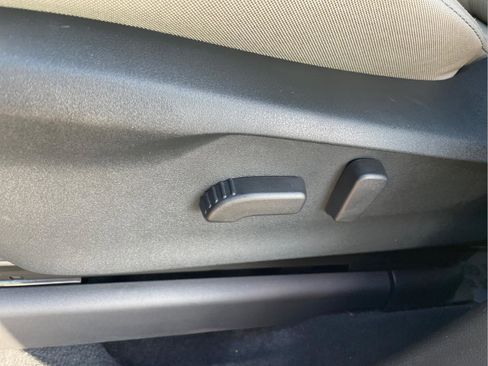 Certified 2025 Subaru Ascent Premium image 25