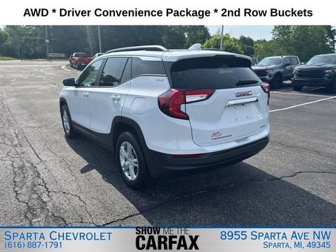 Used 2024 GMC Terrain SLE w/ Driver Convenience Package AWD/4WD image 5