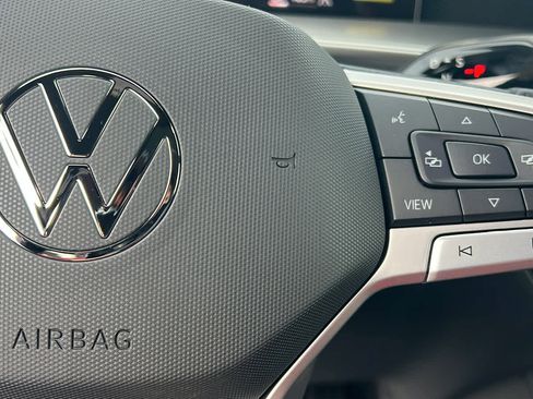 New 2026 Volkswagen Tiguan SE R-Line image 20