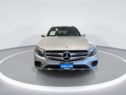 Used 2018 Mercedes-Benz GLC 300 4MATIC image 3