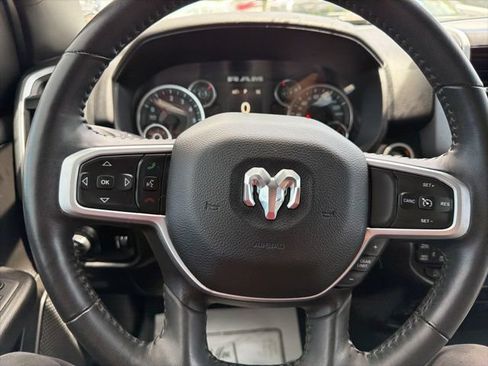 Used 2023 RAM 1500 Big Horn AWD/4WD image 34