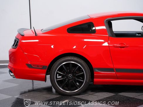 Used 2013 Ford Mustang Boss 302 w/ Boss 302 Accessory Pkg RWD image 23