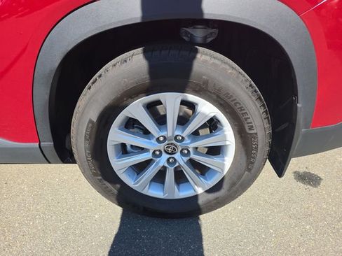 Used 2024 Toyota Grand Highlander XLE image 49