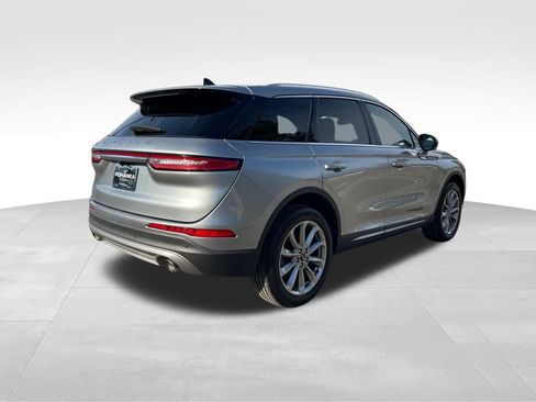 Used 2022 Lincoln Corsair AWD w/ Premium Package image 5