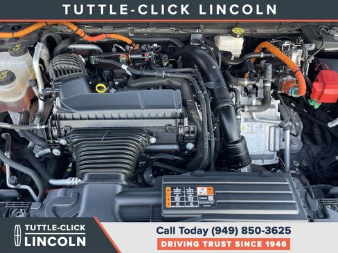 Certified 2024 Lincoln Nautilus Black Label AWD/4WD image 32
