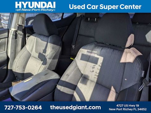 Used 2017 Nissan Maxima 3.5 S FWD image 3