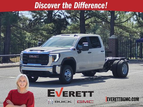 New 2026 GMC Sierra 3500 Pro w/ Convenience Package AWD/4WD image 1