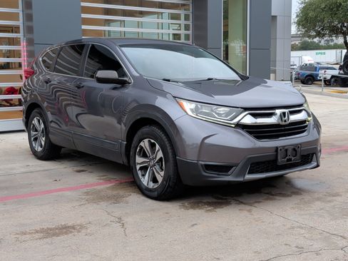 Used 2019 Honda CR-V LX image 10