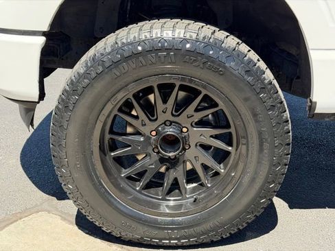 Used 2022 Ford F150 Lariat w/ Equipment Group 502A High AWD/4WD image 13