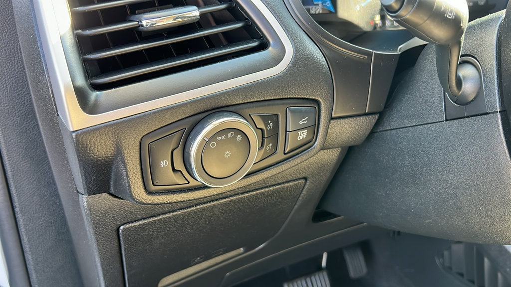 Certified 2023 Ford Edge SEL AWD/4WD image 16