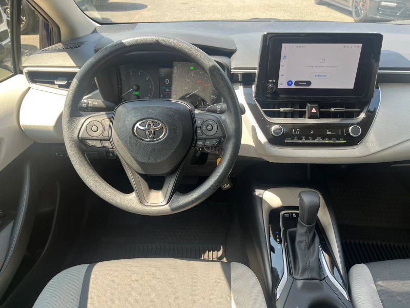 Used 2024 Toyota Corolla LE FWD image 27