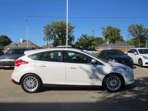Used 2016 Ford Focus Electric Hatchback image 5