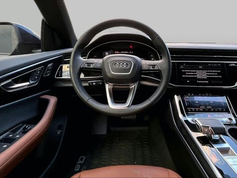 Used 2023 Audi Q8 Prestige AWD/4WD image 6
