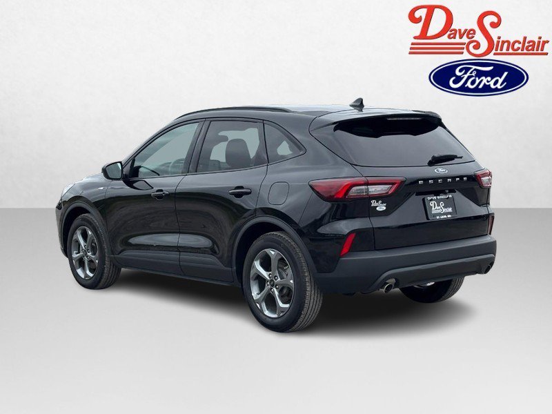 Used 2025 Ford Escape ST-Line FWD image 9