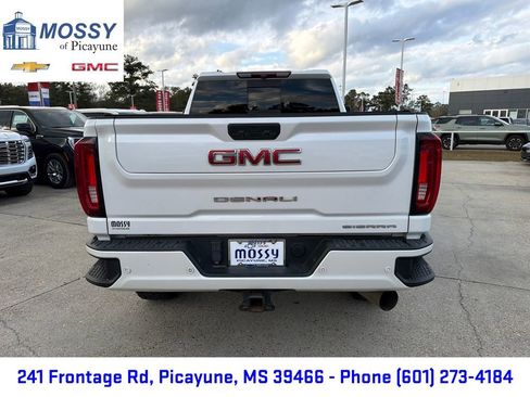 Certified 2022 GMC Sierra 3500 Denali image 5