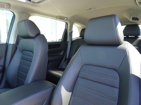 Used 2025 Honda CR-V EX-L image 11
